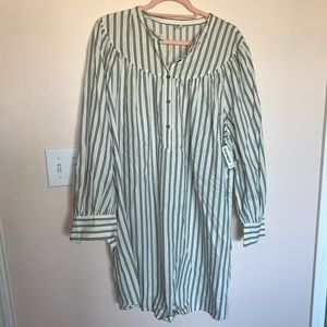 NWT Old Navy Plus size 2X Dress long sleeve button up white and grey